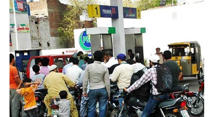 What is profit margin for dealers on per litre petrol and diesel?