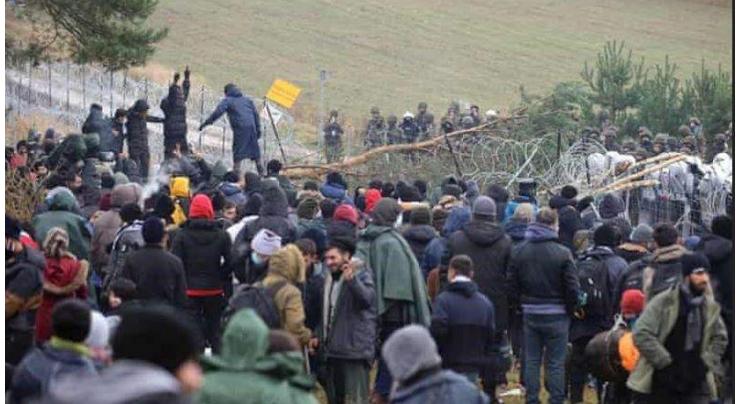 Migrants at Belarus-Poland Border Protest, Demand EU to Make Decision