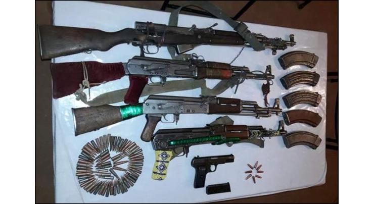 Chamkani police foil arms smuggling bid; recover 17 pistols
