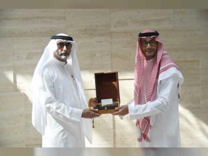 البواردي يزور جناحي السعودية وسنغافورة في اكسبو 2020 دبي