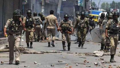 Indian troops martyr 3 Kashmiri youngsters in Srinagar
