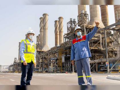 تعاون بين &quot;الإمارات للألمنيوم&quot; وجنرال إلكتريك لإزالة الكربون من توربينات الغاز العملاقة واستخدام الهيدروجين كوقود