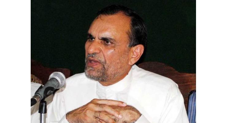 Azam Khan Swati grieved over crash of army helicopter in Siachen
