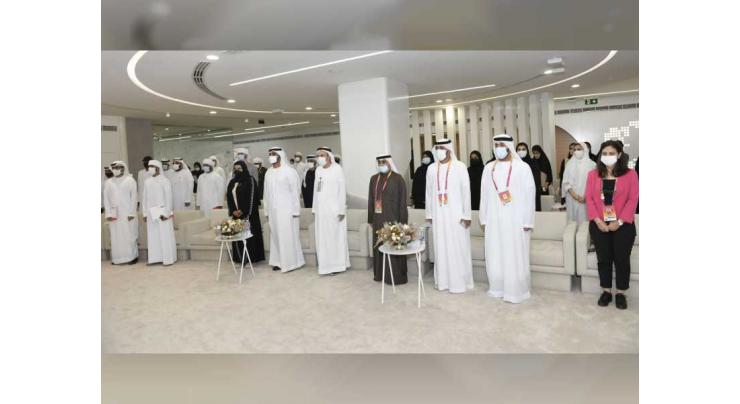 Zaki Nusseibeh honours students and staff who volunteered ‎at Expo 2020 Dubai UAEU Pavilion