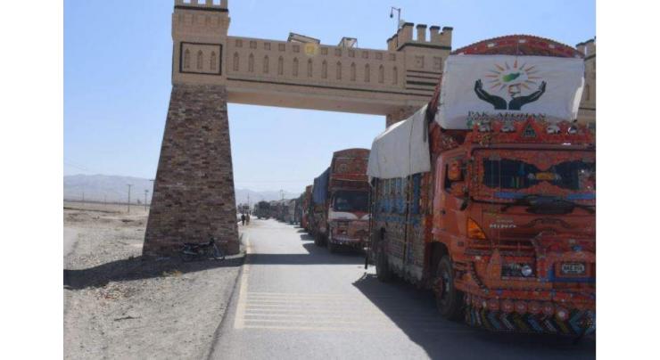 Pakistan sends four planeloads, 115 trucks of relief goods to Afghanistan
