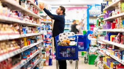 Nearly Half of US Households Feel Inflation Bite, Report Hardship From Price Hikes - Poll