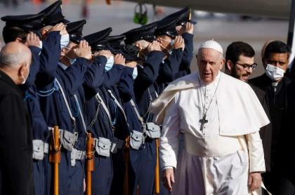 Francis hits out at EU migration divisions at start of Greek visit
