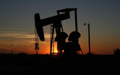 Oil Prices in 2022 to Remain at $70-80 If Worst Omicron Expectations Not Met - Indian Oil