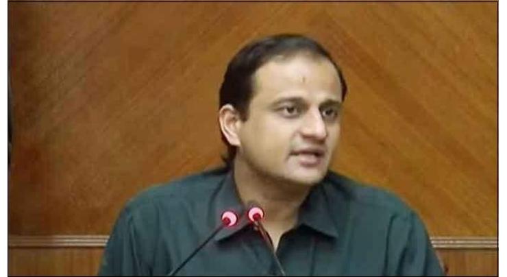 Administrator Karachi reviews de-watering in different areas after rain
