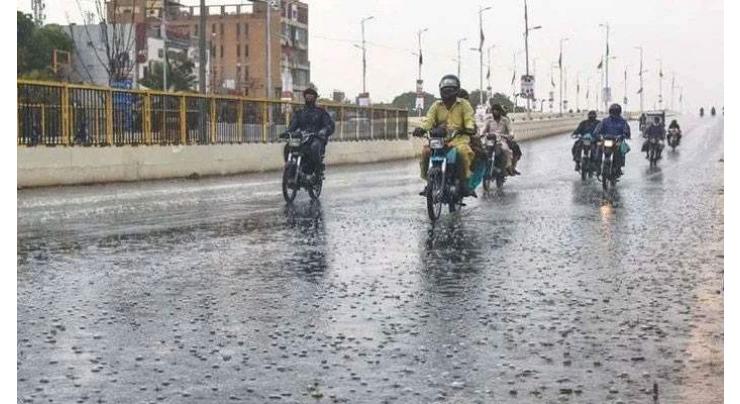 Balochistan receives rain, turns weather pleasant
