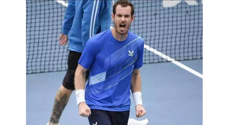 Murray wins five-set epic on return to Australian Open
