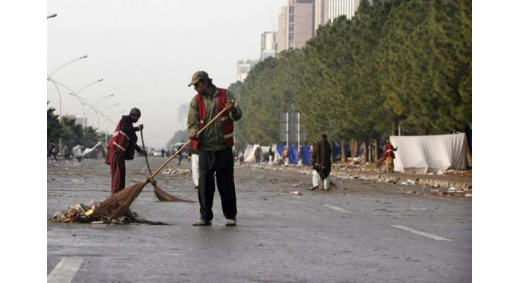FWMC launches cleanliness operation in city
