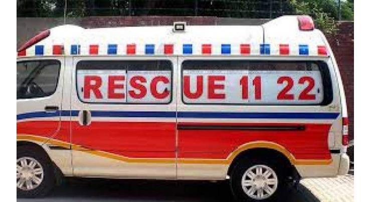 Roof of a house cave-in, two injured: Rescue 1122

