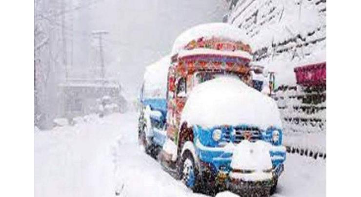 Eighth series of winter snowfall begins in Galyat: DGA spokesman
