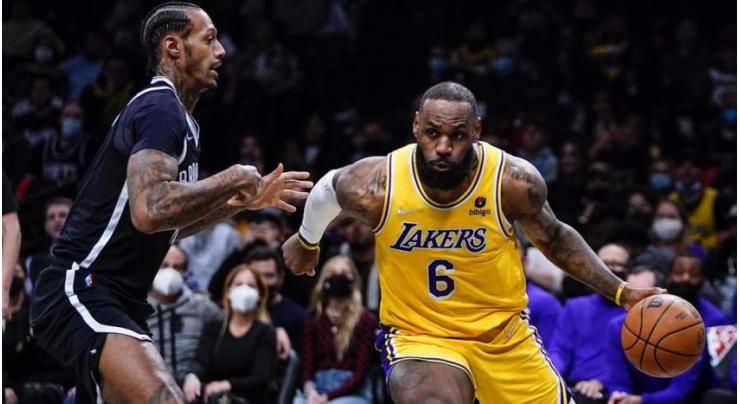 Lakers beat Nets in Davis' return, Clippers rally to stun Wizards
