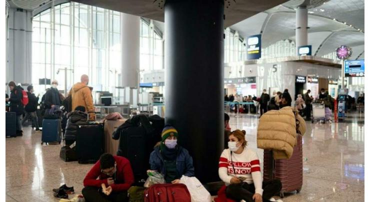 Istanbul's snowed-in airport stirs back to life
