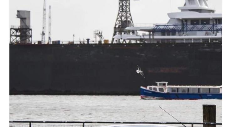 Dutch Coast Guard Evacuates 18 People as 2 Ships Collide Off Coast of IJmuiden