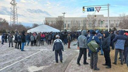 Over 100 Protesters Detained, 35 Police Officers Injured in Kazakhstan's Atyrau - Reports