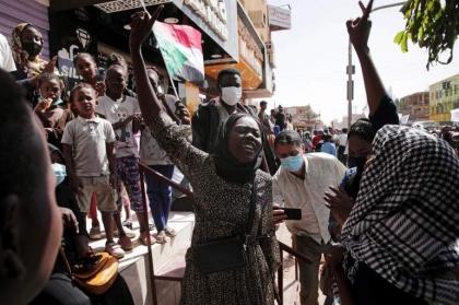Sudanese Doctors Report 7 Protesters Killed in Khartoum on Monday