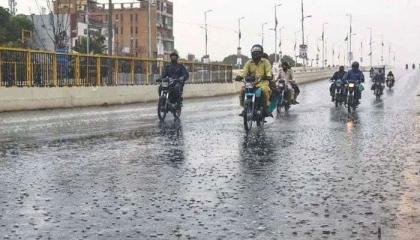 Balochistan receives rain, turns weather pleasant
