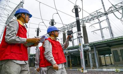 China's power use surges 10.3 pct in 2021
