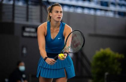 Aryna Sabalenka battles from set down to stay in Australian Open
