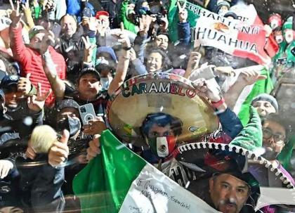 Five year bans for Mexican fans using homophobic chant: federation
