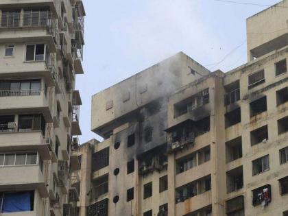 Fire in residential building kills 6 in India
