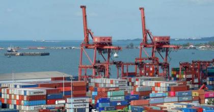 Cambodia's largest ports see growth in revenue last year despite pandemic
