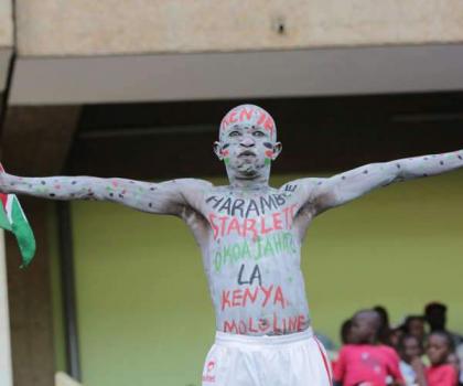 Colourful Kenyan football fan hacked to death
