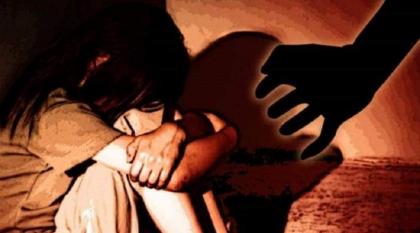 القبض علی شاب بتھمة محاولة اغتصاب طفلة فی مصر