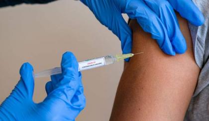DC reviews arrangements for corona vaccination campaign
