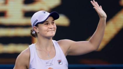 Rod Laver, Kylie Minogue lead tributes to 'complete player' Barty
