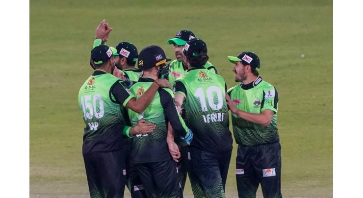 Qalandars reach PSL 7 final clash with Sultans after beating United by six runs