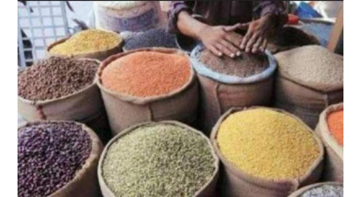 Prices of tomatoes, eggs, pulses, other food items go down
