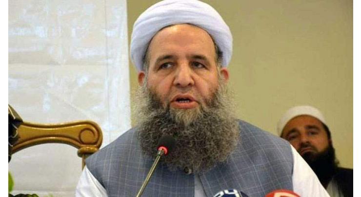 TV programmes in Ramazan be hosted by religious scholars to avert controversies: Pir Noor-ul-Haq Qadri 
