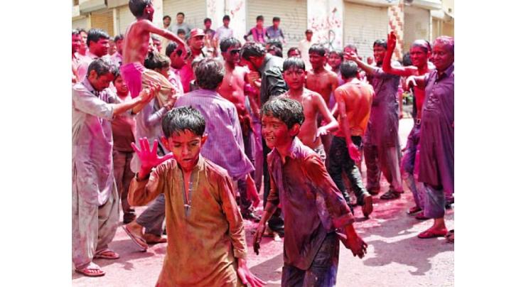 Holi festival celebrates across northern Sindh
