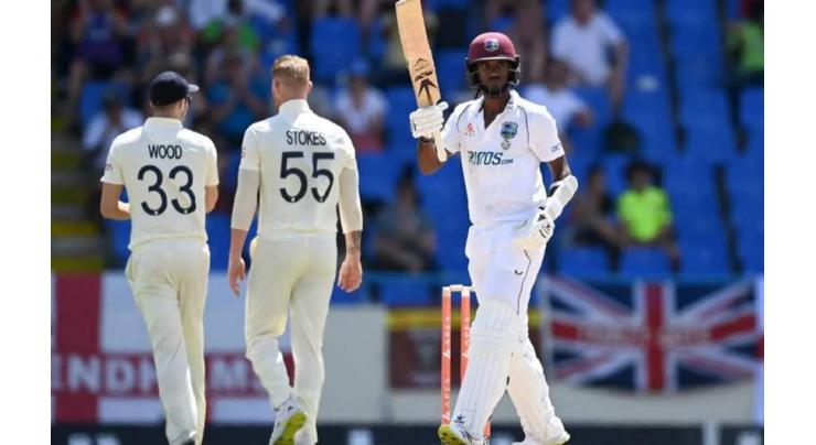 West Indies 271-5 at lunch, trail England by 40 runs

