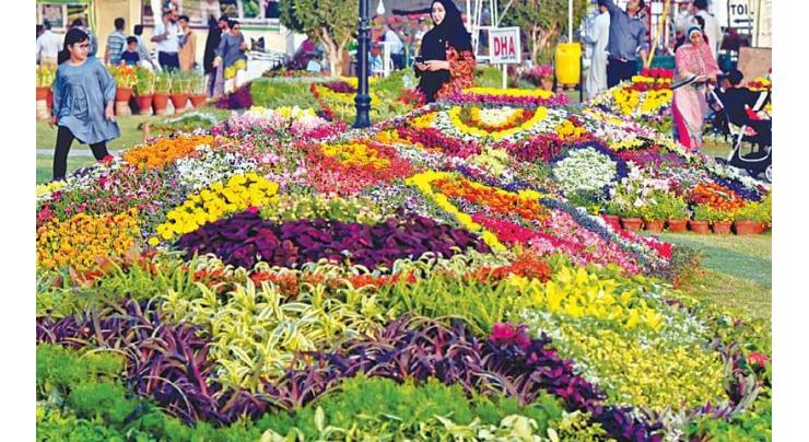 Flower exhibition opens in IBA varsity
