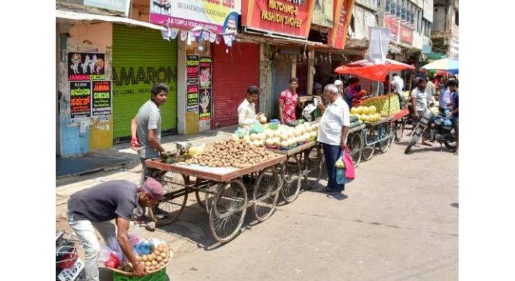 PIDE reveal average revenue of street vendor Rs 114,708
