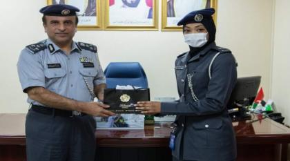 احتفاء بيوم المرأة العالمي شرطة أبوظبي تكرم منتسبات مديرية المرور المتميزات