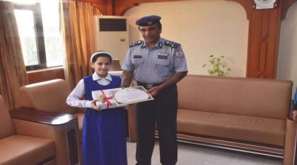 شرطة أبوظبي تكرم 6 أطفال متميزين في يوم الطفل الإماراتي