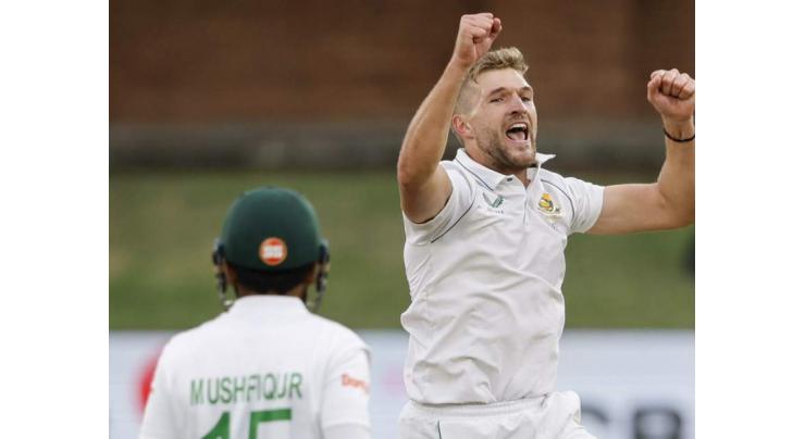 Mulder's three-wicket blast sends Bangladesh tumbling against South Africa

