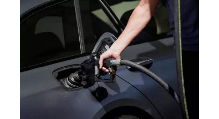 US Consumer Confidence Jumps as Fuel Prices Come Off Highs - UMich Survey