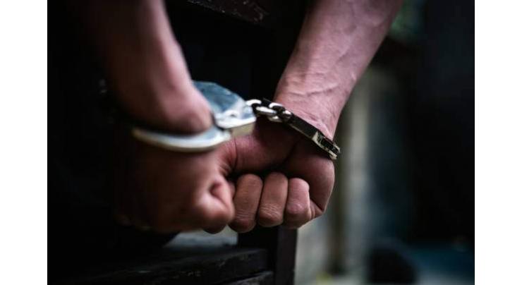 Drug dealer held with 24 KG Hashish in Jahanian
