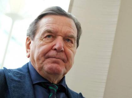 Germany's Ruling SPD Moves to Expel Ex-Chancellor Schroeder Over Russia Ties - Leader