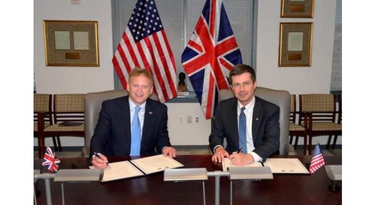 US, UK Enter 'Landmark' Commercial Spaceflight Partnership