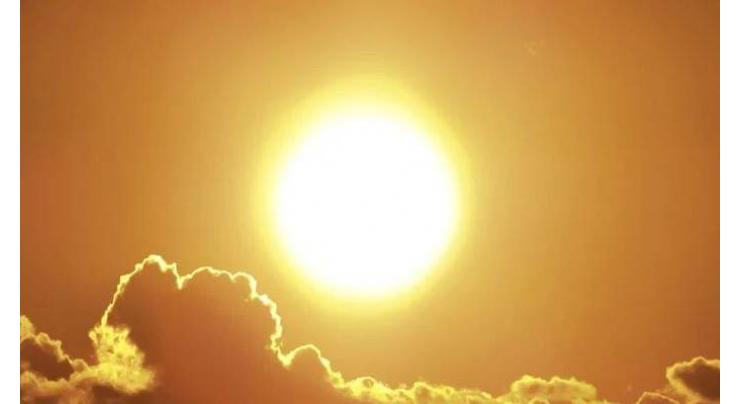 Hot, partly cloudy weather likely to prevail in KP: Met office
