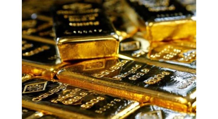 Gold prices increase by Rs 700 to Rs 136,600 per tola 16 May 2022
