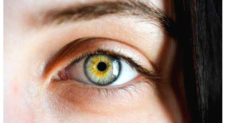 Morning exposure to deep red light improves declining eyesight
